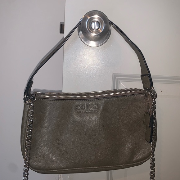 Guess crossbody - Picture 2 of 4